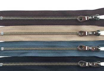 How to Choose Zipper Suppliers?