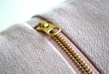 The precautions you should know before purchasing metal zipper