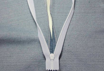 Methods to Sew Invisible zipper